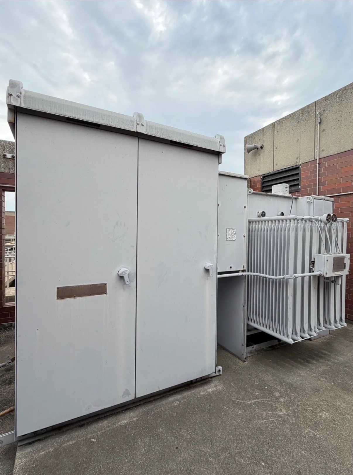 Outdoor substation enclosure with transformer radiators — Miami, FL